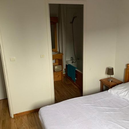 Appartement Dans Residence Bois De La Reine, Besse Et Saint Anastaise Luaran gambar