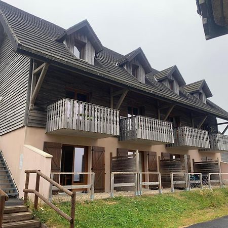 Appartement Dans Residence Bois De La Reine, Besse Et Saint Anastaise Luaran gambar