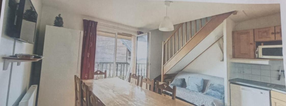 Appartement Dans Residence Bois De La Reine, Besse Et Saint Anastaise Luaran gambar