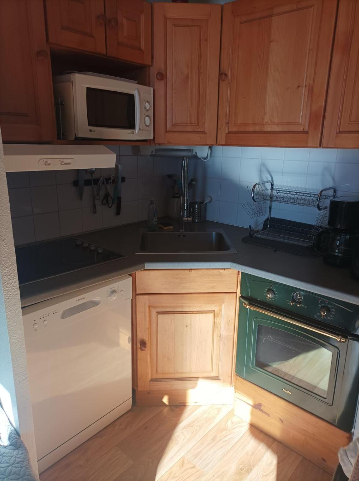 Appartement Dans Residence Bois De La Reine, Besse Et Saint Anastaise Luaran gambar